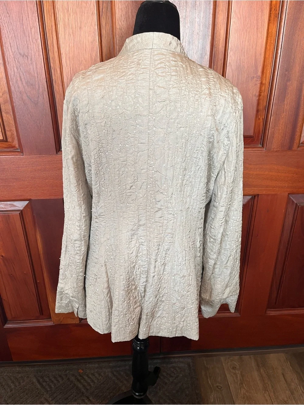 Eileen Fisher Neiman Marcus Crinkle Jacket Sz M 100% Silk Sequins Pockets Gold